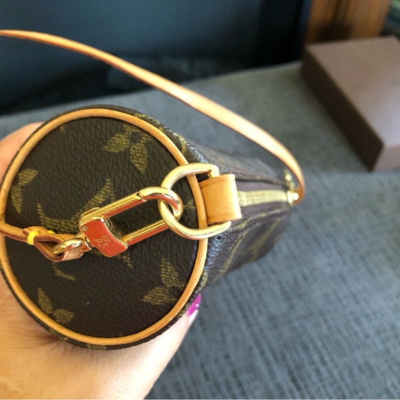 Monogram Mini Papillon. - Picture 12 of 16